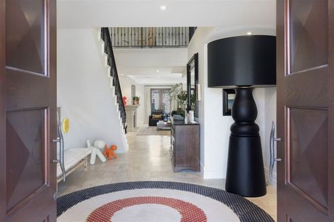 Photo of property in 87 Merivale Lane, Merivale, Christchurch, 8014