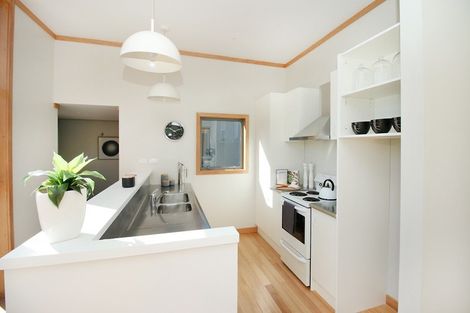 Photo of property in 3 Acacia Street, Kelvin Grove, Palmerston North, 4414