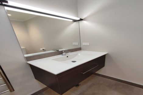 Photo of property in 10 Ridgeview Close, Red Beach, 0932