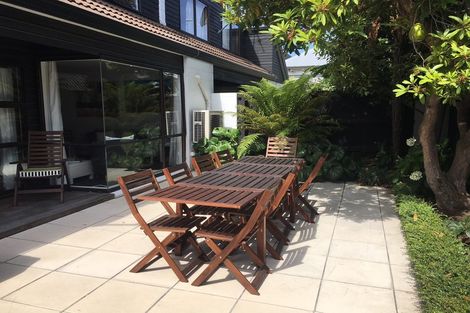 Photo of property in 2/27 Shrewsbury Street, Merivale, Christchurch, 8014