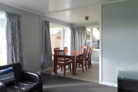 Photo of property in 5 Jamieson Road, Karoro, Greymouth, 7805