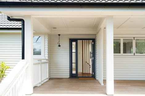 Photo of property in 18 Kitchener Road, Takapuna, Auckland, 0620