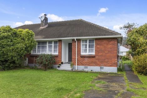 Photo of property in 214 Cambridge Terrace, Naenae, Lower Hutt, 5011