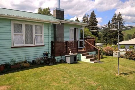 Photo of property in 4 Tarrangower Avenue, Taumarunui, 3920