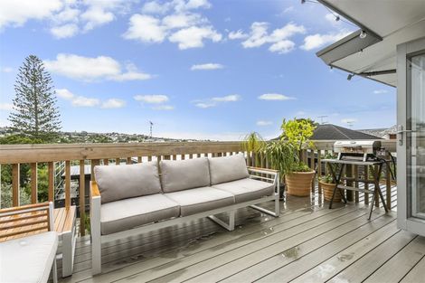 Photo of property in 1/51 East Coast Road, Milford, Auckland, 0620