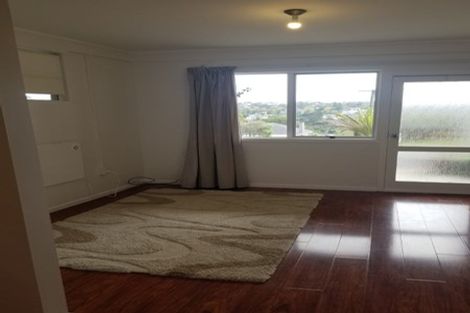 Photo of property in 1/4 Acacia Road, Torbay, Auckland, 0632