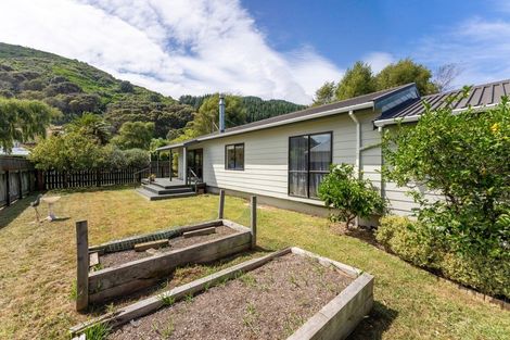 Photo of property in 76a Elizabeth Street, Waikanae, 5036