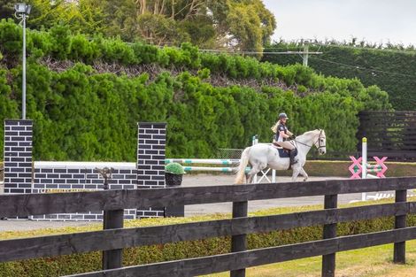 Photo of property in 210 Lawford Road, West Melton, Christchurch, 7676