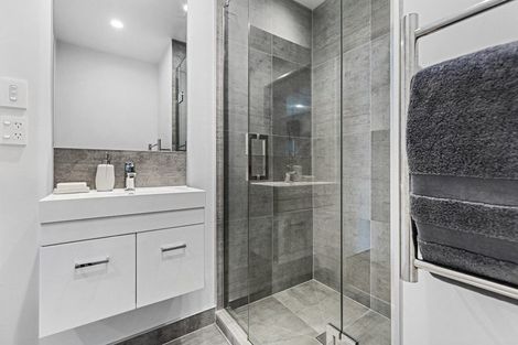 Photo of property in 22 Memorial Park Lane, Hobsonville, Auckland, 0618