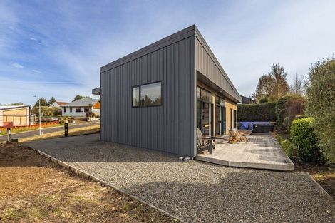 Photo of property in 10 Kowhai Heights, Ohakune, 4625