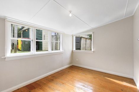 Photo of property in 1/28 Ribble Street, Island Bay, Wellington, 6023