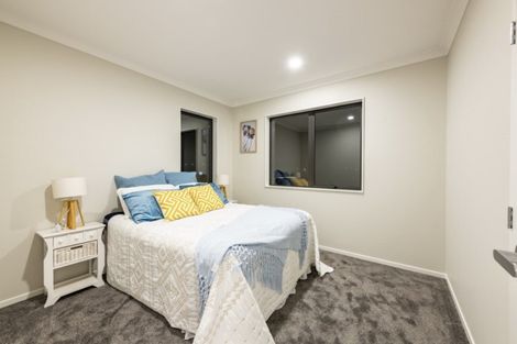 Photo of property in 198 Ridge Road, Howick, Auckland, 2014