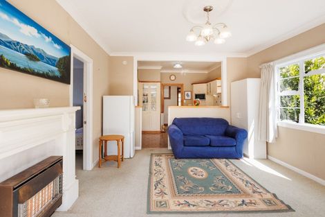 Photo of property in 25 Ake Ake Avenue, Hokowhitu, Palmerston North, 4410