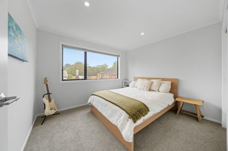 Photo of property in 17 Reakes Crescent, Wallaceville, Upper Hutt, 5018