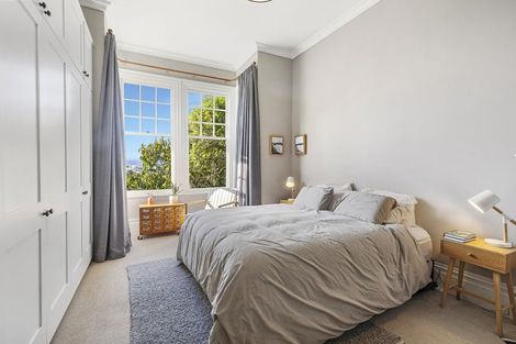 Photo of property in 23 Moana Road, Kelburn, Wellington, 6012