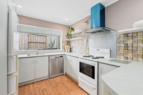 Photo of property in 25 Ashley Street, St Andrews, Hamilton, 3200