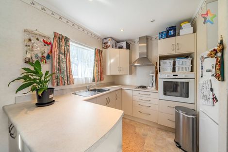 Photo of property in 7 Hine Road, Wainuiomata, Lower Hutt, 5014