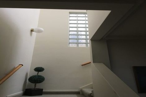 Photo of property in 429 Marine Parade, Napier South, Napier, 4110