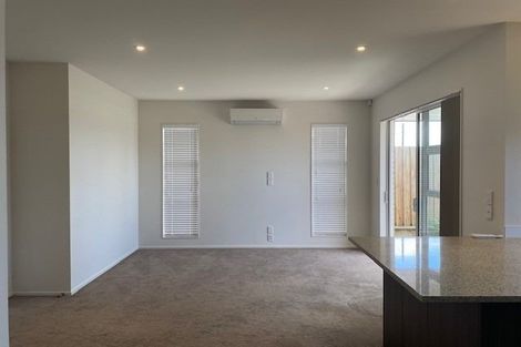 Photo of property in 1 Howden Lane, Golflands, Auckland, 2013