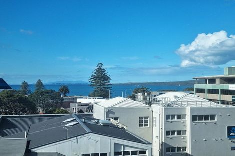 Photo of property in Sentinel Apartments, 501/3 Northcroft Street, Takapuna, Auckland, 0622