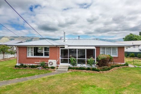 Photo of property in 8 Hughes Street, Waimate, 7924