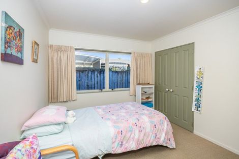 Photo of property in 15 Roderick Place, Rototuna, Hamilton, 3210