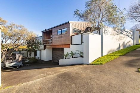 Photo of property in 8 Matuhi Street, Tirohanga, Lower Hutt, 5010