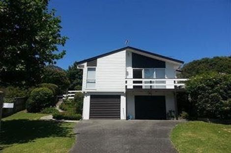 Photo of property in 46 Topliss Drive, Northcross, Auckland, 0632