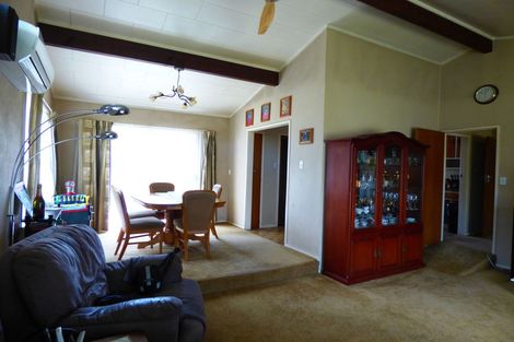 Photo of property in 23 Island View Road, Western Heights, Rotorua, 3015