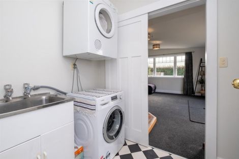 Photo of property in 128 Miranda Street, Stratford, 4332