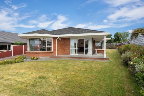 Photo of property in 4 Frank Frethey Place, Highlands Park, New Plymouth, 4312