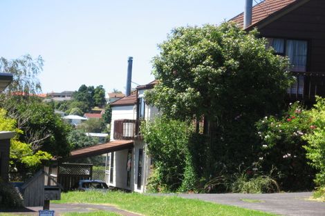 Photo of property in 1/28 Kia Ora Road, Beach Haven, Auckland, 0626