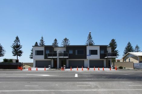Photo of property in 124c Te Awa Avenue, Te Awa, Napier, 4110