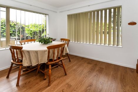 Photo of property in 23 Sandwick Drive, Weymouth, Auckland, 2103