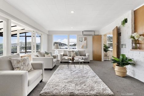 Photo of property in 6 Trebann Street, Paparangi, Wellington, 6037