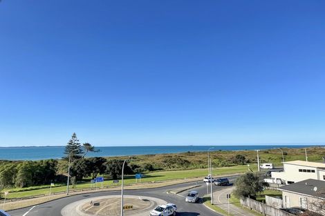 Photo of property in 10/898 Papamoa Beach Road, Papamoa Beach, Papamoa, 3118