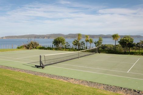 Photo of property in 1024 Takatu Road, Tawharanui Peninsula, Matakana, 0986