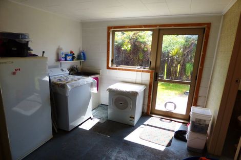 Photo of property in 23 Island View Road, Western Heights, Rotorua, 3015