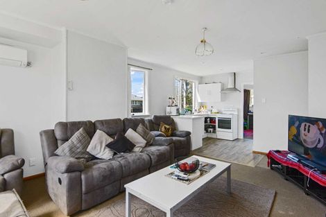 Photo of property in 32 Jollie Street, Linwood, Christchurch, 8062