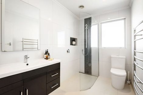 Photo of property in 1/30 Sunrise Avenue, Mairangi Bay, Auckland, 0630