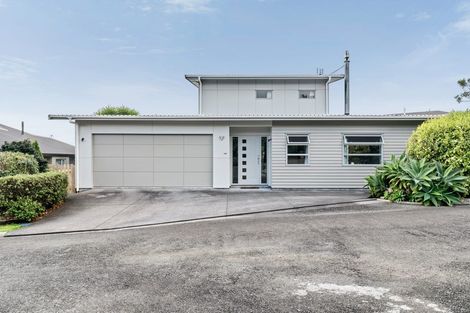 Photo of property in 14e Maple Crescent, Whalers Gate, New Plymouth, 4310