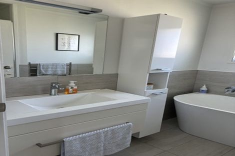 Photo of property in 11 Highland Drive, Pukete, Hamilton, 3200