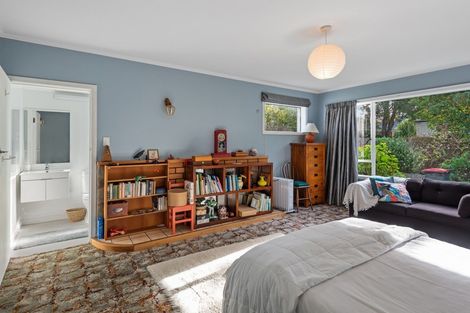 Photo of property in 15 Milnebank Street, Upper Riccarton, Christchurch, 8041