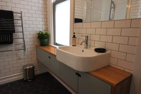 Photo of property in 2 Footscray Avenue, Te Aro, Wellington, 6011