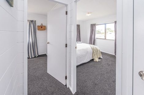 Photo of property in 7 Tainui Street, Castlecliff, Whanganui, 4501