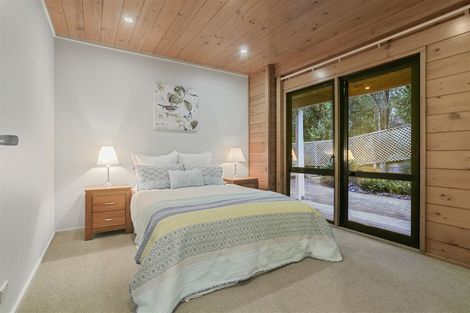 Photo of property in 2/10 Braemar Road, Castor Bay, Auckland, 0620