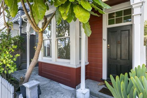 Photo of property in 42 Aro Street, Aro Valley, Wellington, 6021