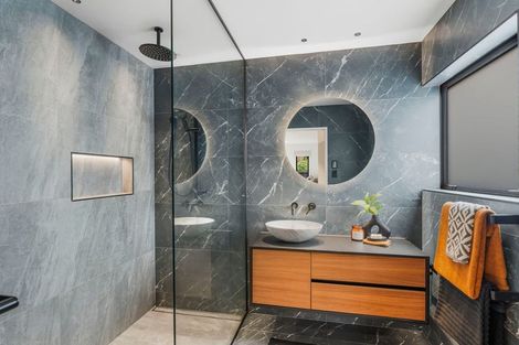 Photo of property in 9 Ringwood Place, Avonhead, Christchurch, 8042