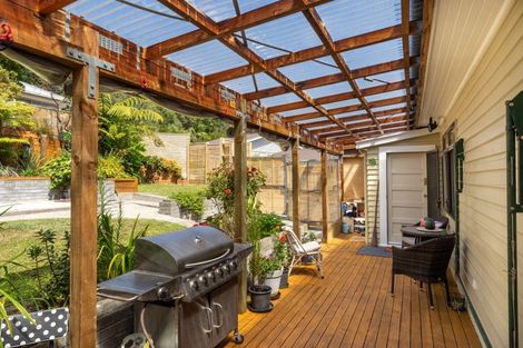 Photo of property in 91 Milton Terrace, Picton, 7220