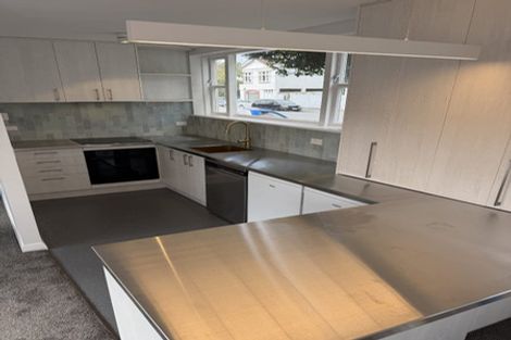 Photo of property in 28 Upland Road, Kelburn, Wellington, 6012